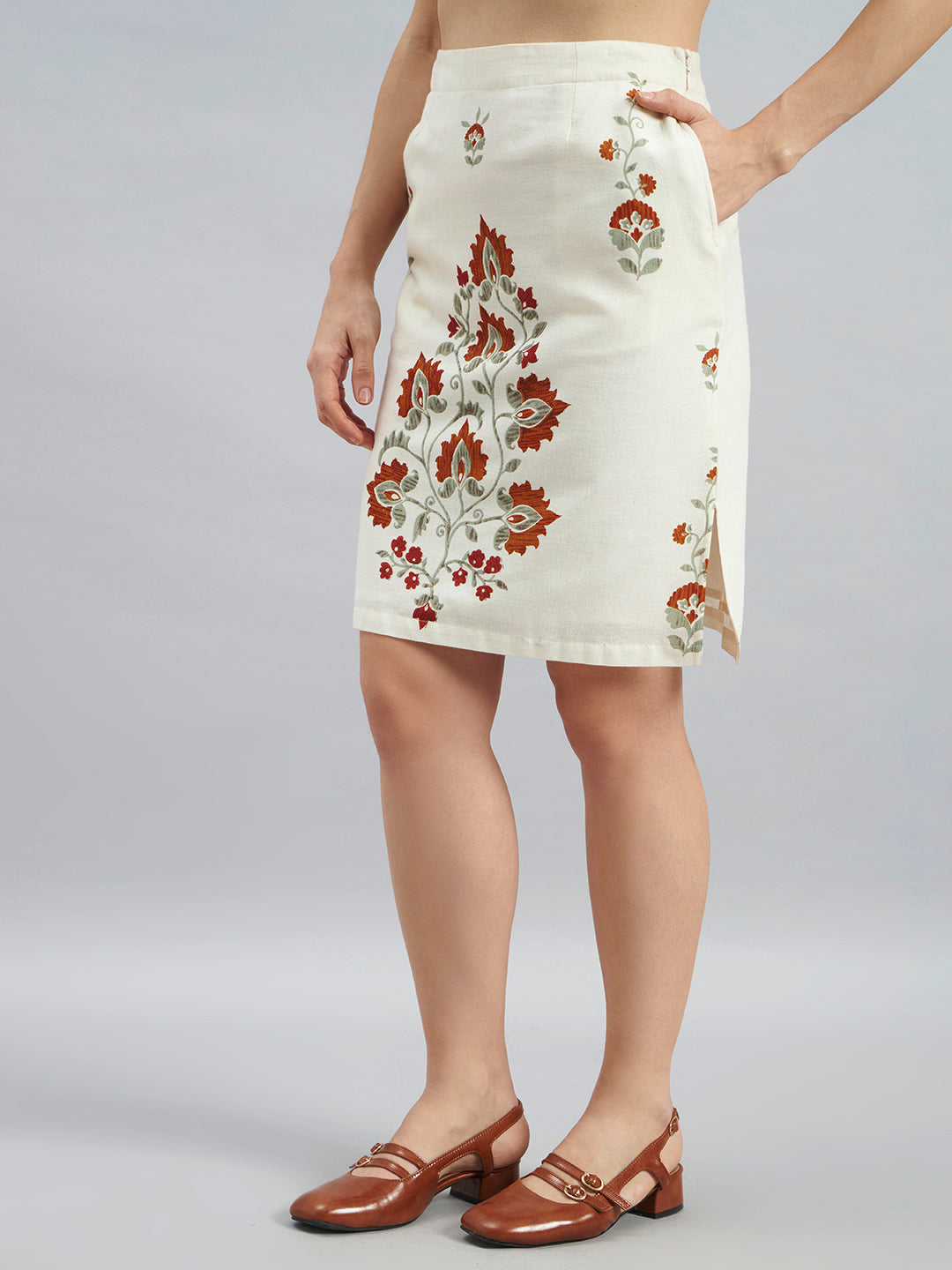 Ivory Floral Embroidered Placement Printed Coords In Cotton Flax