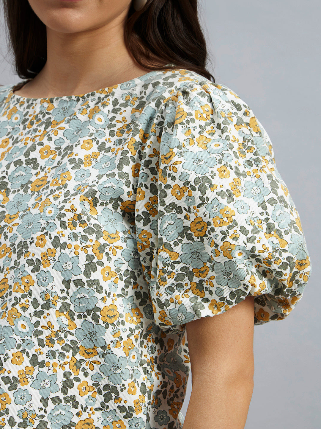 Floral Print Corduroy Top With Puff Sleeves
