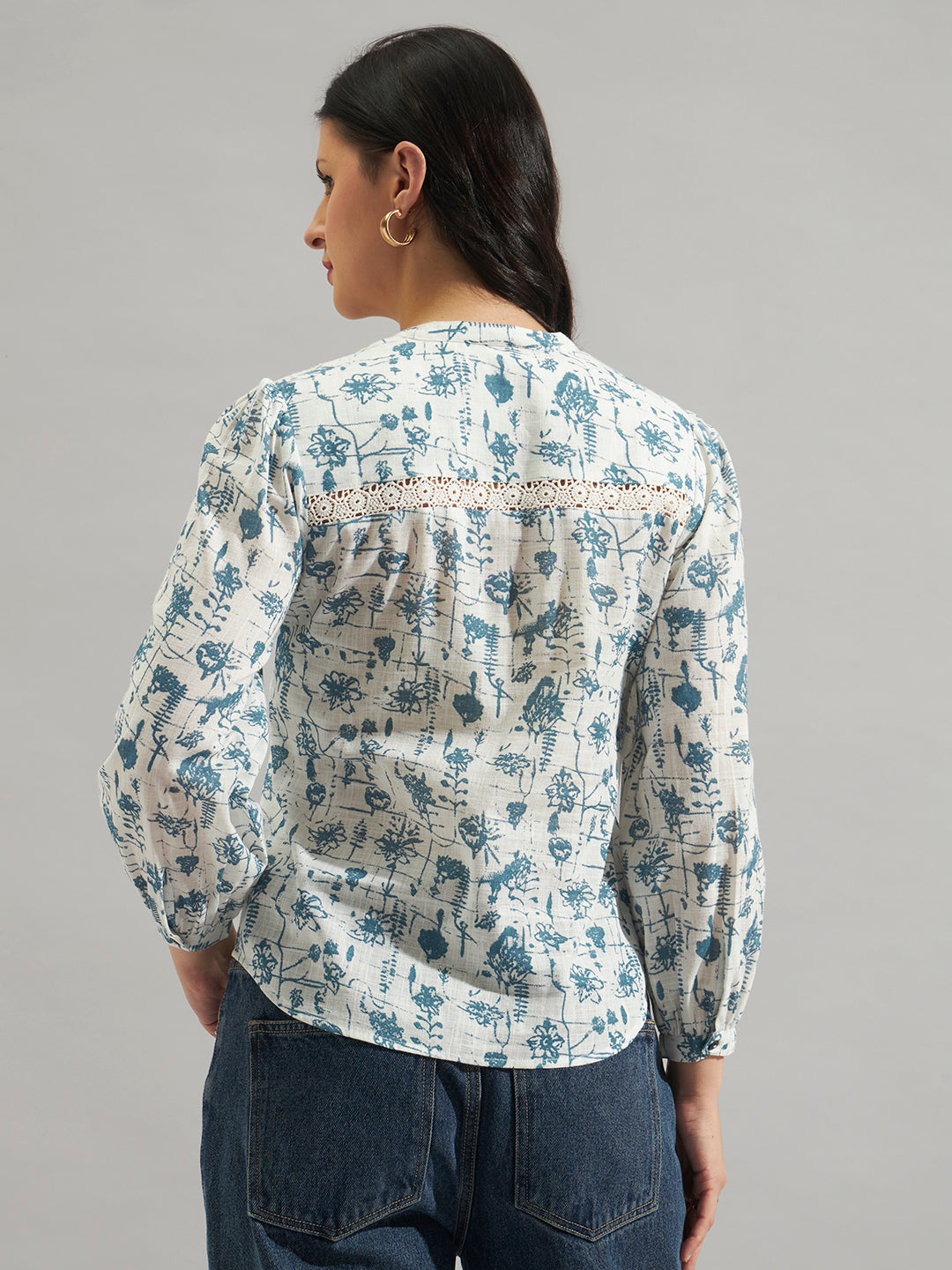 Women White & Blue Floral Printed Mandarin Collar Shirt Top