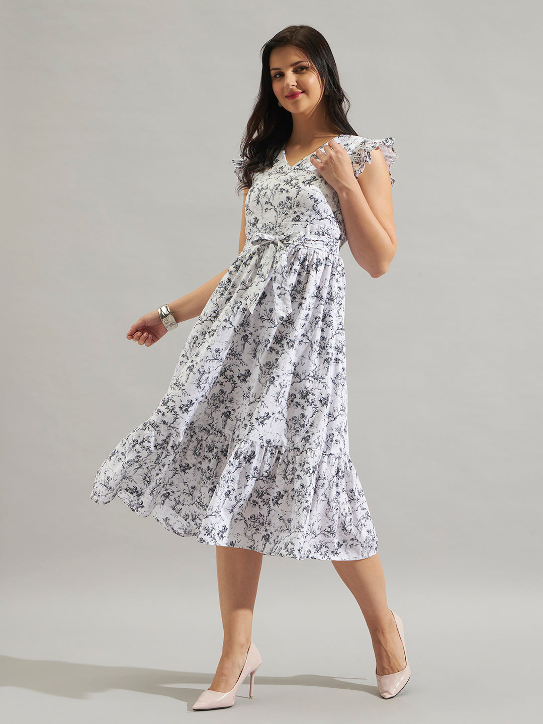 Women White & Black Floral Printed Fit and Flare Midi Dress