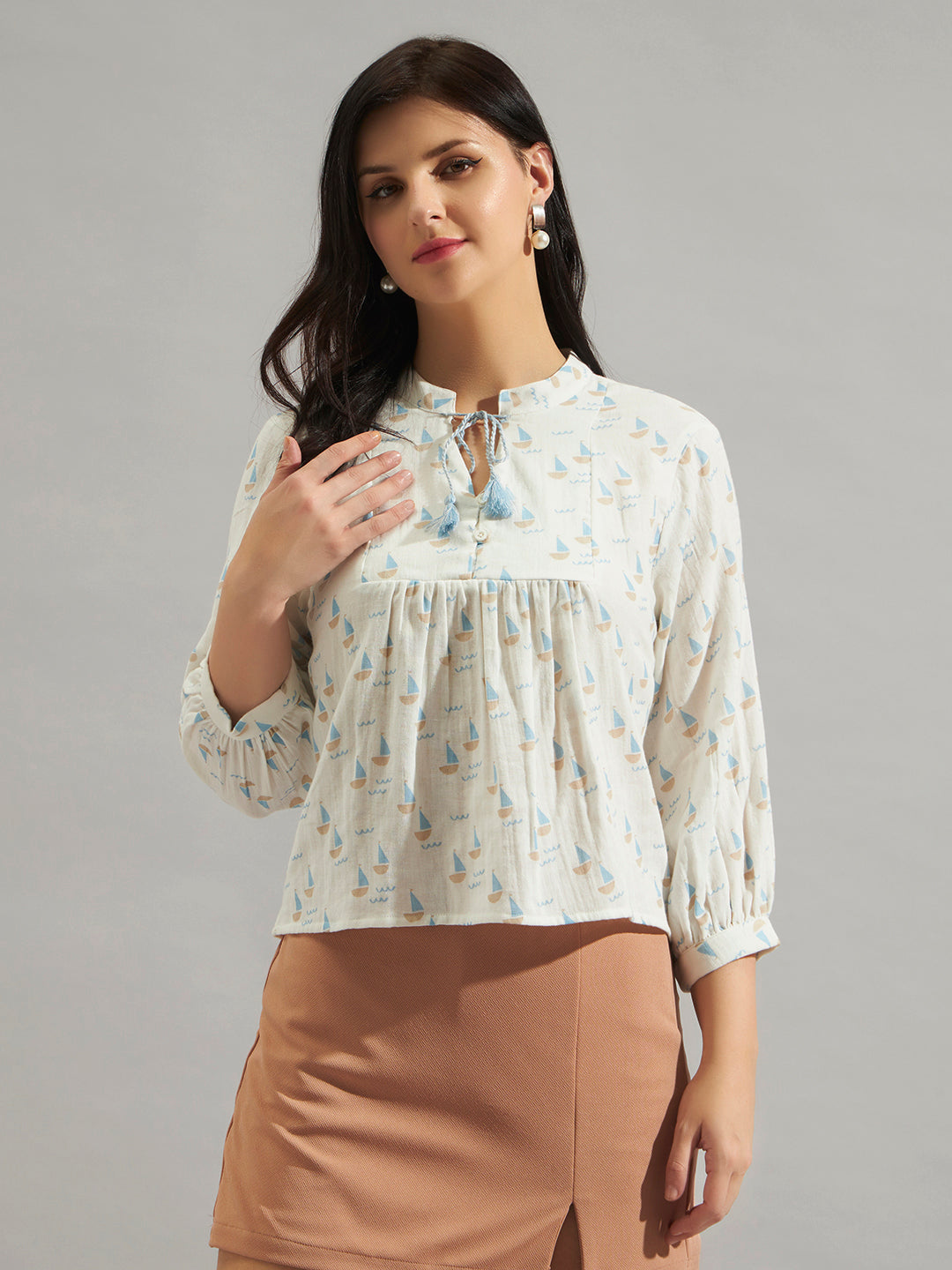 Women White & Blue Printed Regular Fit Top