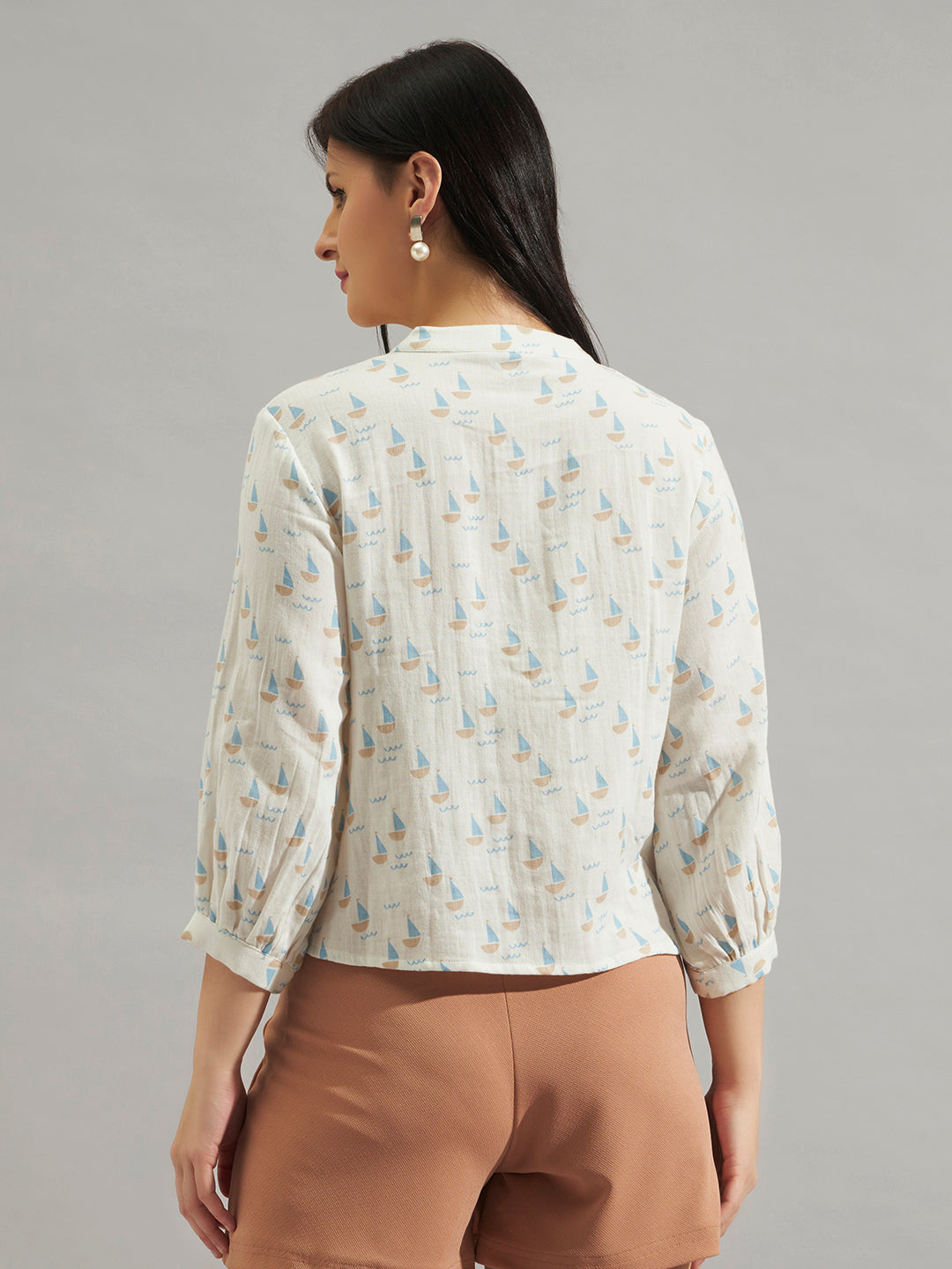 Women White & Blue Printed Regular Fit Top