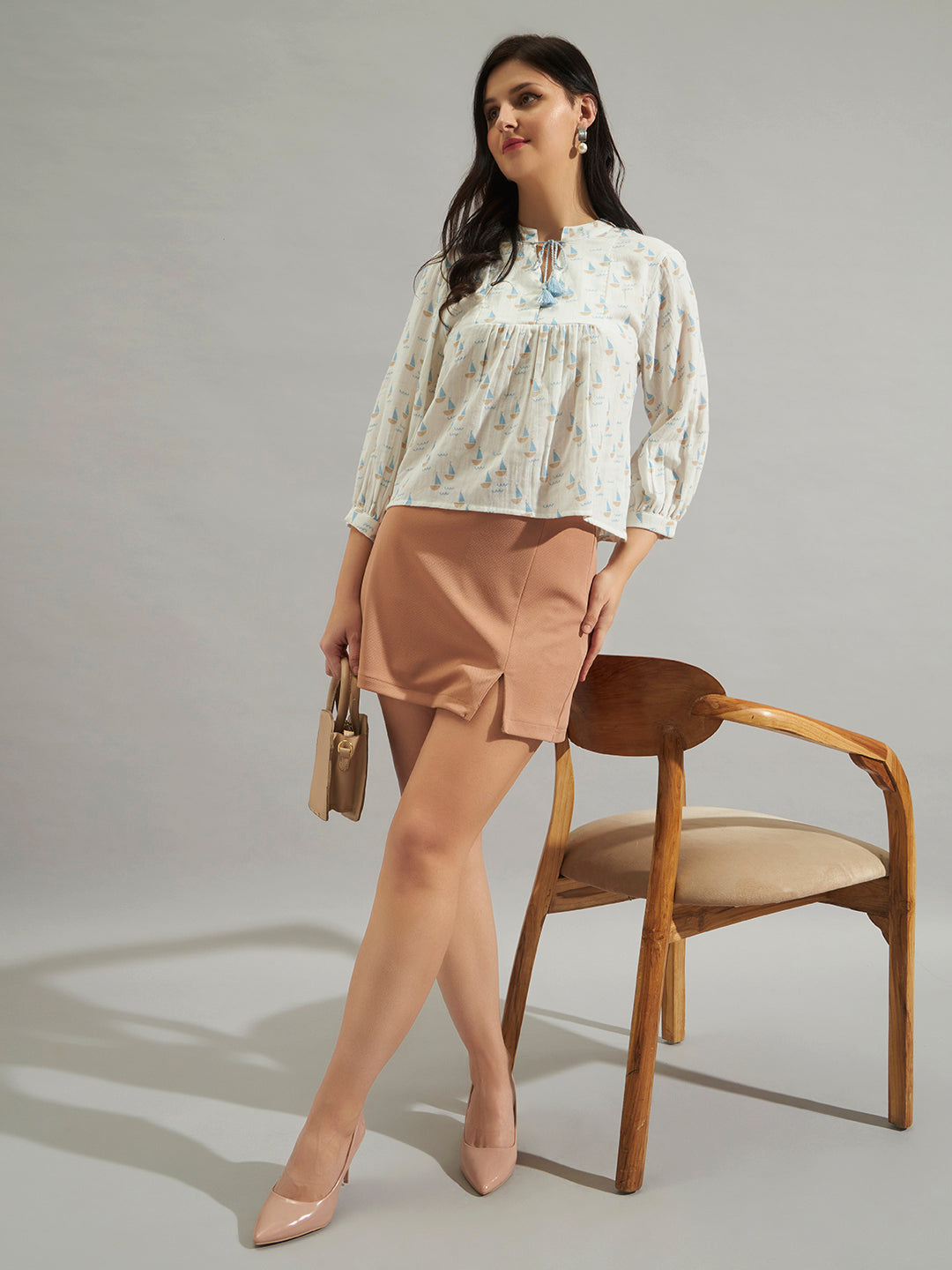 Women White & Blue Printed Regular Fit Top