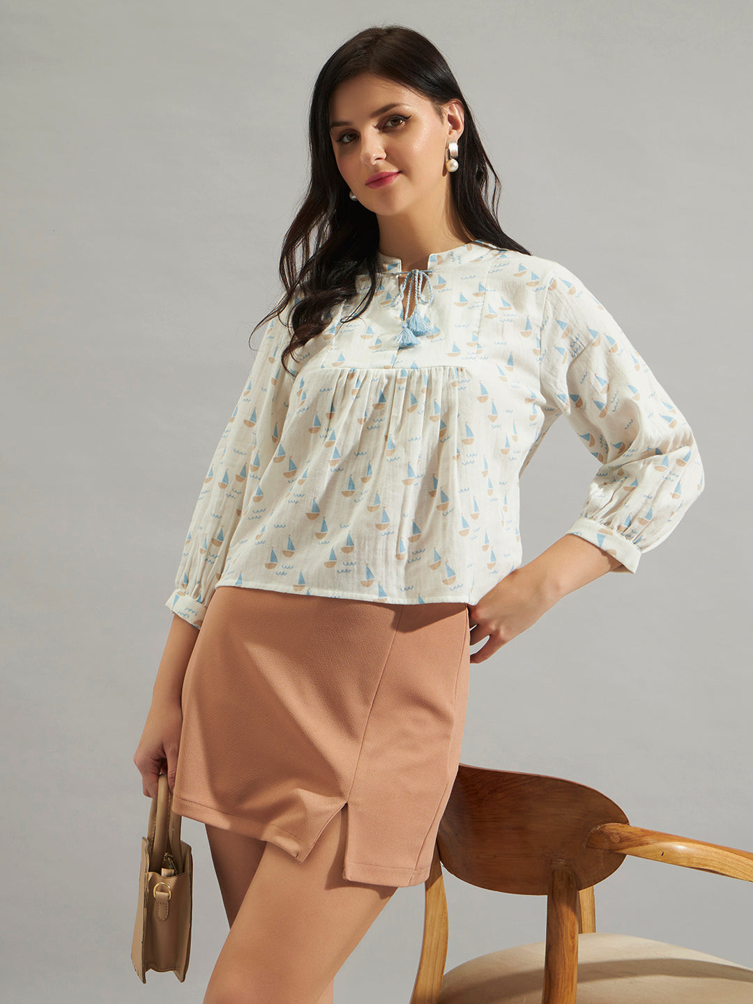 Women White & Blue Printed Regular Fit Top