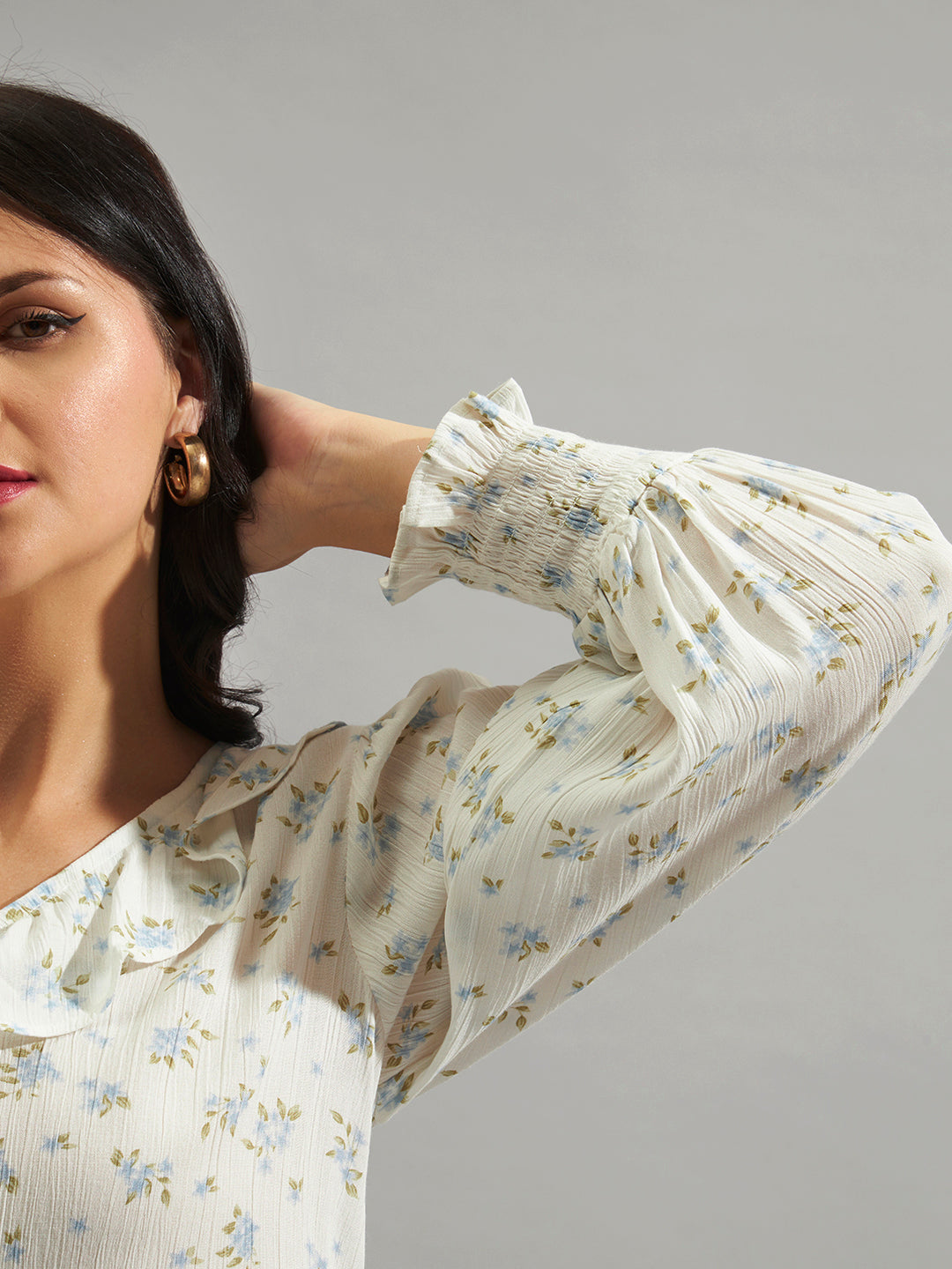 Women Off-White Floral Printed Ruffle Top with V-Neck